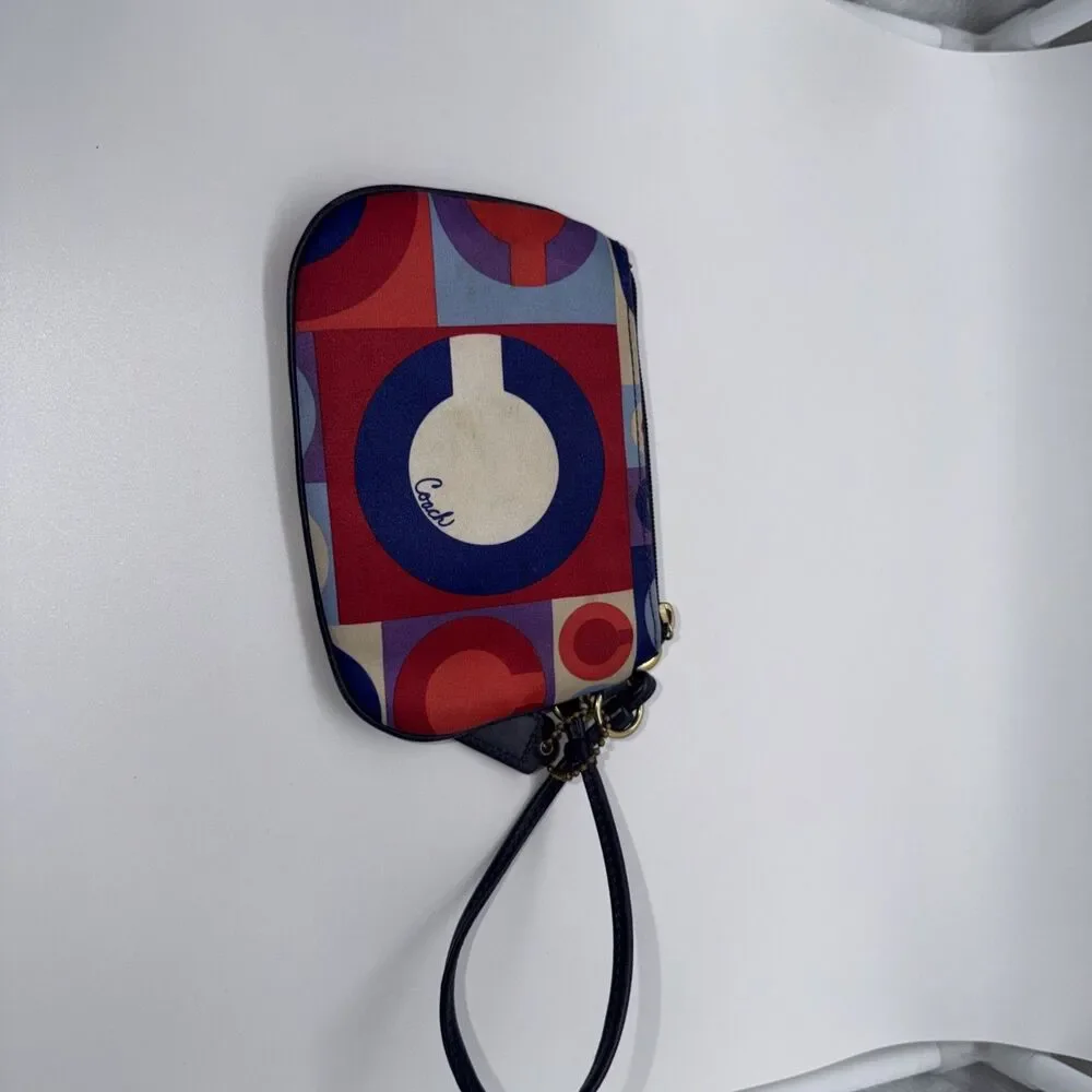 Coach Vintage Graphic Resort Op Art Multicolored Satin Leather Trim Wristlet